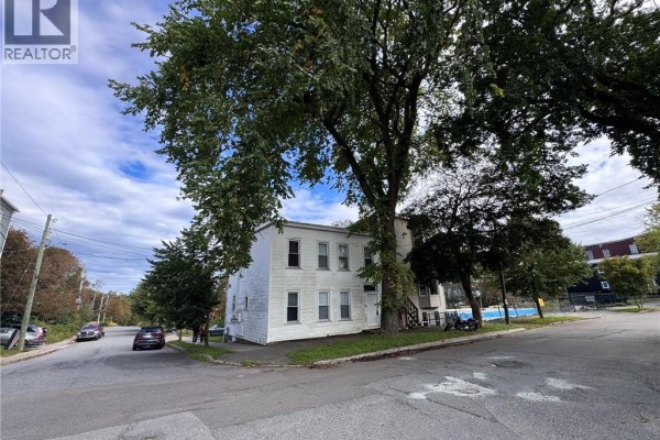 105 Victoria Street, Saint John, NB E2K1L5 Photo 2