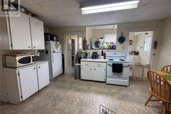 105 Victoria Street, Saint John, NB E2K1L5 Photo 5