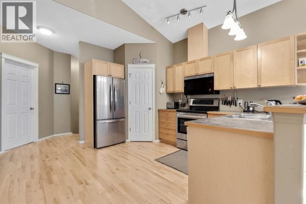 Primary Bedroom - 105 Willow Ridge Crescent Sw, Diamond Valley, AB T0L0H0 Photo 5
