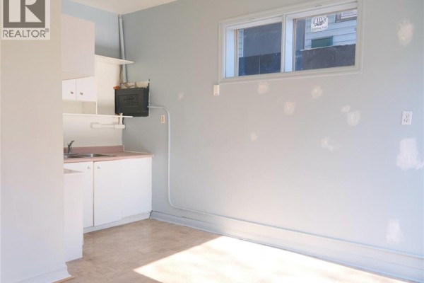 1050 Drouillard Road, Windsor, ON N8Y2P8 Photo 5