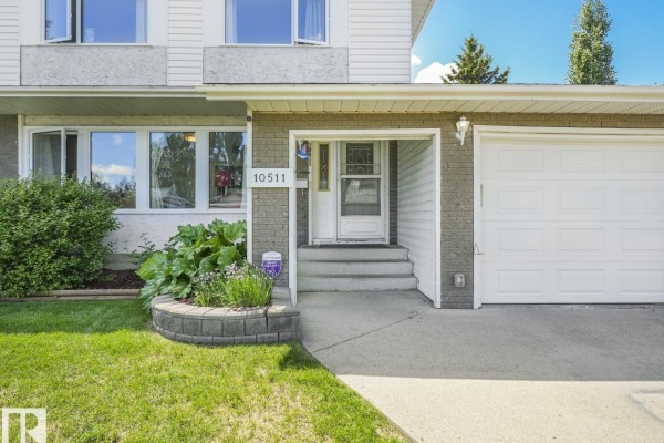 Kitchen - 10511 26 Av Nw, Edmonton, AB T6J4C1 Photo 3