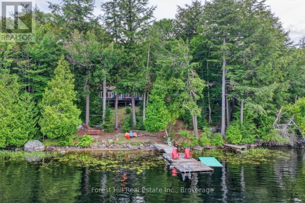1052 Skin Lake Drive, Algonquin Highlands, ON, photo 2