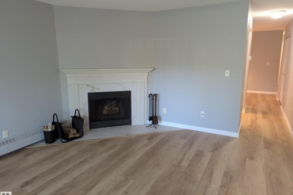Bedroom 2 - 10524 84 Av Nw, Edmonton, AB T6E2H4 Photo 5