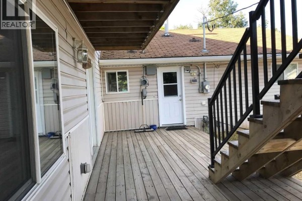 Primary Bedroom - 10531 104 Avenue, Grande Prairie, AB T8V1G2 Photo 4