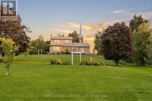 Bathroom - 10532 Main Street, North Dundas, ON K0E1W0 Photo 3