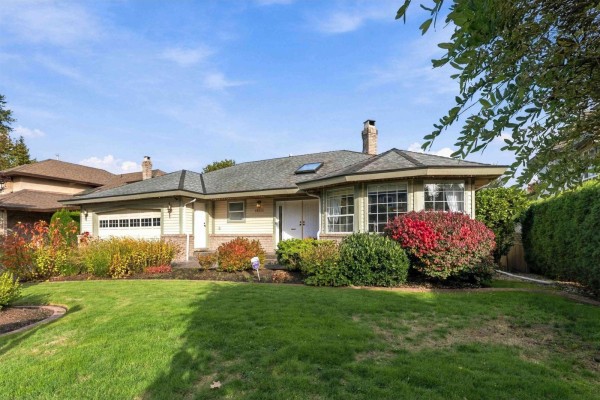 10536 Birchtree Grove, Surrey, BC V4N1V7 Photo 2