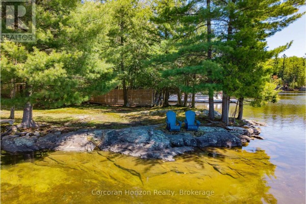 1054 Fair-lee Park Road, Muskoka Lakes, ON P0B1G0 Photo 4