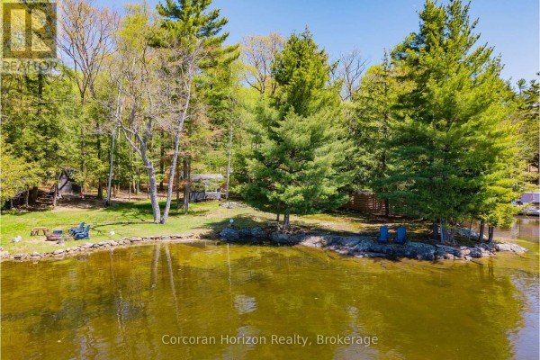 1054 Fair-lee Park Road, Muskoka Lakes, ON P0B1G0 Photo 5