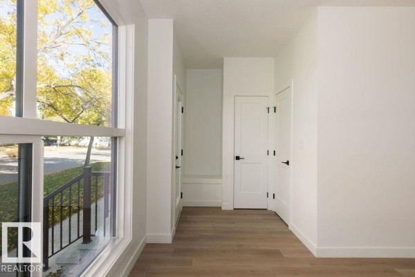 10546 72 Av Nw Nw, Edmonton, AB, photo 3