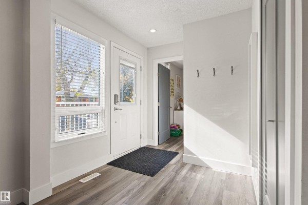 Primary Bedroom - 10550, 10552 62 Av Nw, Edmonton, AB T6H1M4 Photo 3