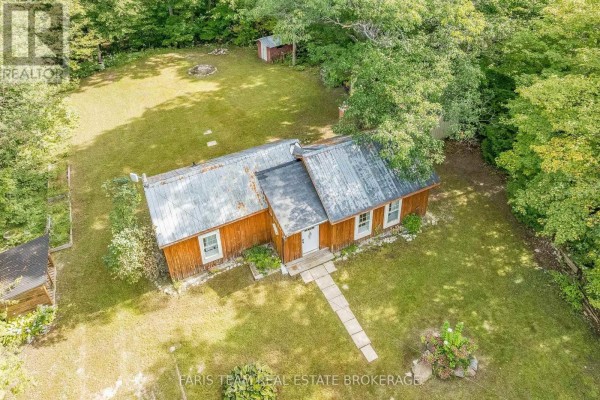 Family room - 10551 Highway 12, Oro Medonte, ON L0K1E0 Photo 2