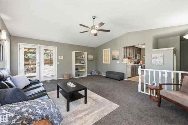 10552 45 St Nw, Edmonton, AB, photo 3