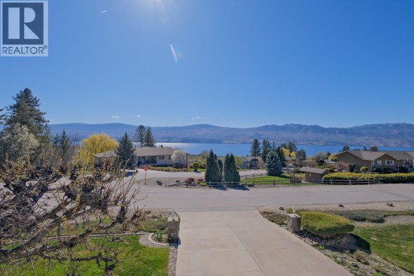 1056 Aubrey Road, West Kelowna, BC, photo 2
