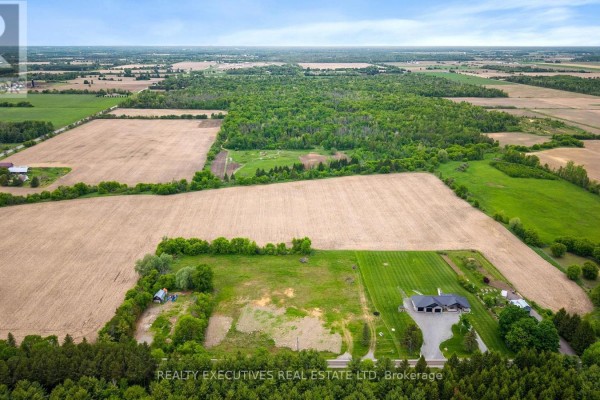 10569 Loughlin Ridge Road, North Dundas, ON, photo 3