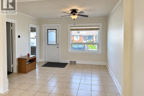 1057 Ellis Street, Windsor, ON, photo 3