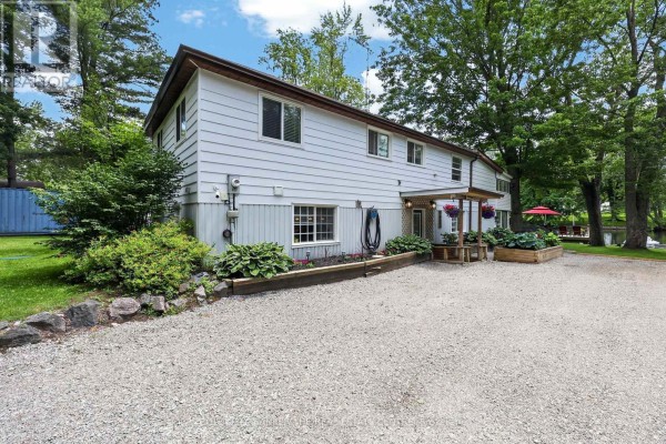 Sunroom - 1057 Severn River Road, Gravenhurst, ON P0E1N0 Photo 5