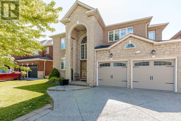 1058 Agram Drive, Oakville, ON, photo 2