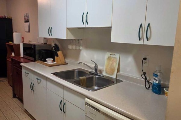 Dining room - 105a, 5611 10 Avenue, Edson, AB T7E1R4 Photo 4