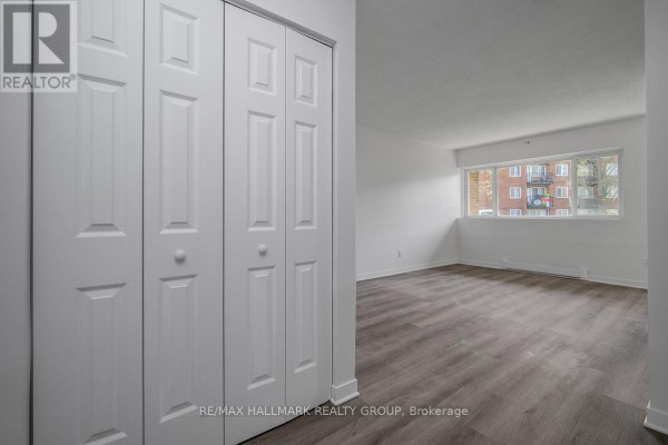 Kitchen - 105a - 2041 Arrowsmith Drive, Ottawa, ON K1J7V7 Photo 4