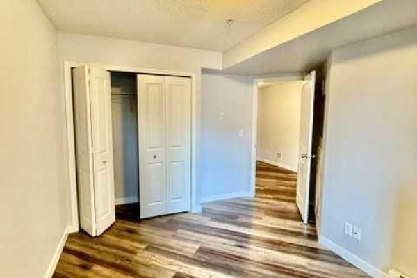 4pc Bathroom - 106, 5 Saddlestone Way Ne, Calgary, AB T3J0S2 Photo 3