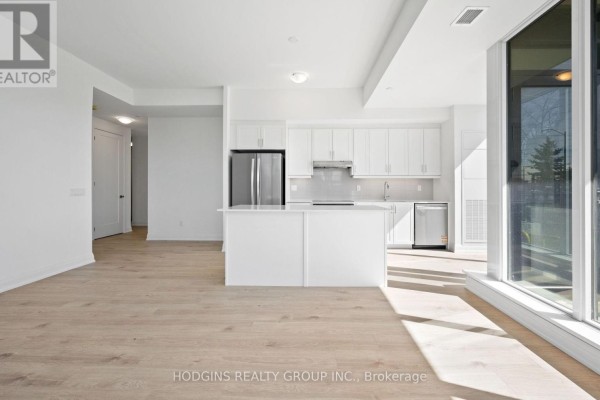 Kitchen - 106 - 1035 Southdown Road, Mississauga, ON L5J0A2 Photo 2