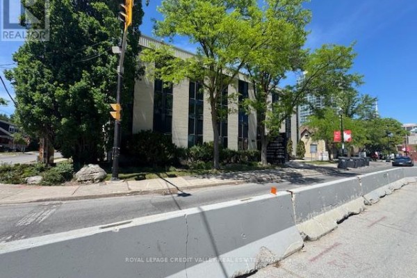 106 - 118 Queen Street W, Brampton, ON, photo 2
