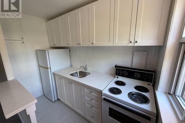 106 - 1315 Bayview Avenue, Toronto, ON M4G2Z8 Photo 4