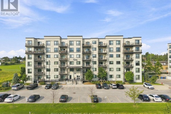 #106 - 299 Cundles Road E, Barrie, ON, photo 3
