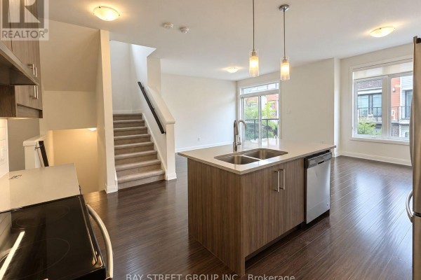 106 - 3260 Singleton Avenue, London South, ON N6L0E7 Photo 5