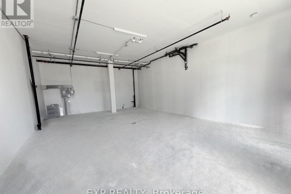 106 - 3600 Brian Coburn Boulevard, Ottawa, ON K4A5T8 Photo 5