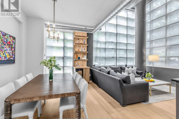 Dining room - 106 - 380 Macpherson Avenue, Toronto, ON M4V3E3 Photo 2