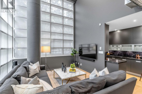 Living room - 106 - 380 Macpherson Avenue, Toronto, ON M4V3E3 Photo 3