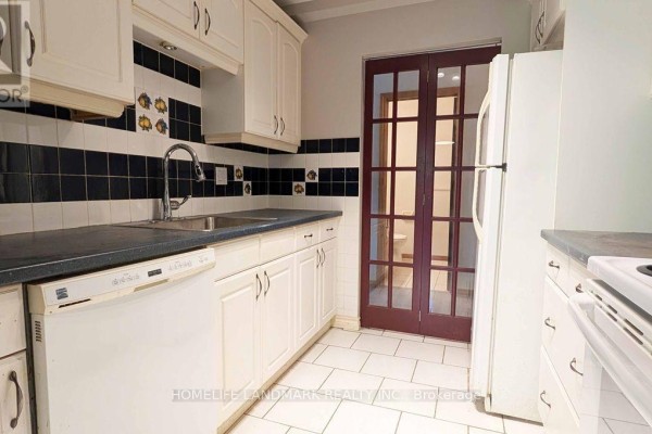 Kitchen - 106 - 4 Albert Street, Cambridge, ON N1R3M4 Photo 5