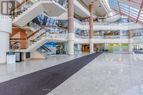 106 - 50 Burnhamthorpe Road W, Mississauga, ON L5B3C3 Photo 4