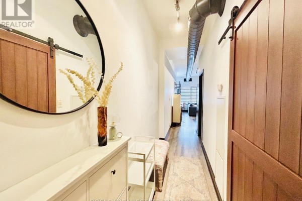 Dining room - 106 - 625 Queen Street, Toronto, ON M4M1G7 Photo 3