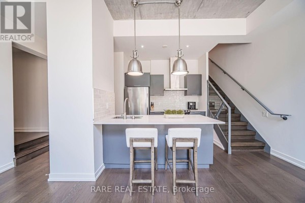 Living room - 106 - 650 King Street W, Toronto, ON M5V0H6 Photo 2