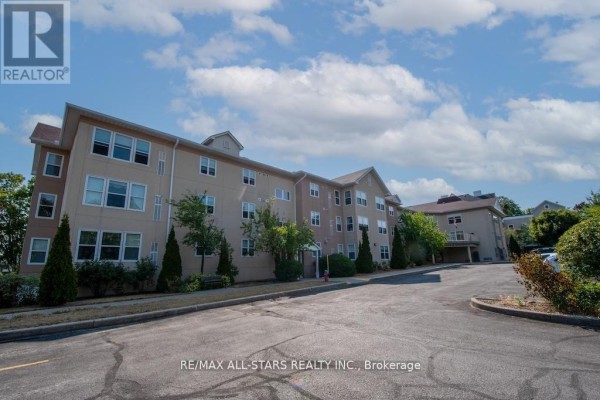 106 - 8 Huron Street, Kawartha Lakes, ON, photo 2