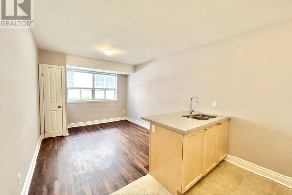 106 - 9 Thirty Third Street, Toronto, ON M8W3G7 Photo 3