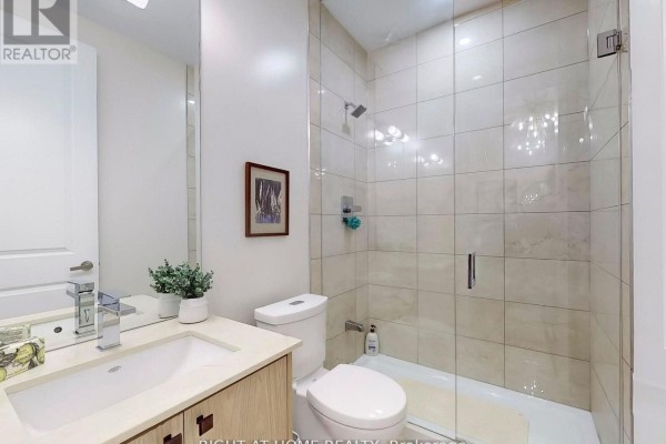 106 - 9075 Jane Street, Vaughan, ON L4K0L7 Photo 5