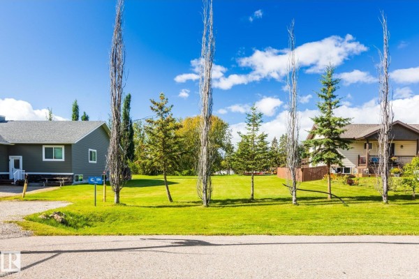 106 1 St, Rural Lac Ste  Anne County, AB T0E1A0 Photo 3
