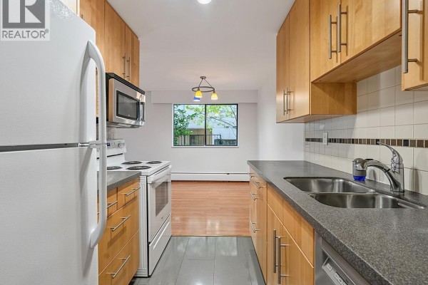 106 1844 W 7th Avenue, Vancouver, BC V6J1S8 Photo 3