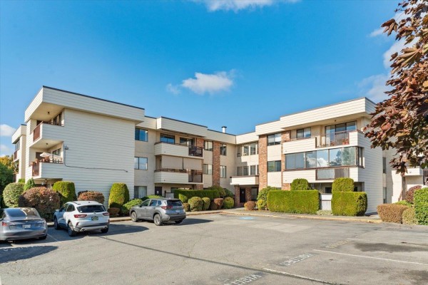 106 32885 George Ferguson Way, Abbotsford, BC V2S7X1 Photo 2