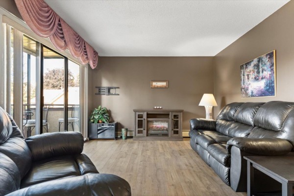 106 32885 George Ferguson Way, Abbotsford, BC V2S7X1 Photo 5