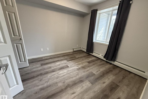 #106 40 Summerwood Bv, Sherwood Park, AB T8H0C2 Photo 5