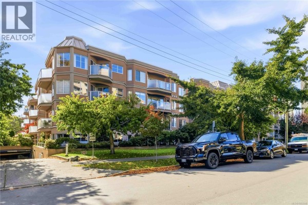 Ensuite - 106 405 Quebec St, Victoria, BC V8V4Z2 Photo 2