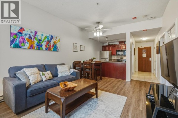 106 4573 Chateau Boulevard, Whistler, BC V0N1B4 Photo 4