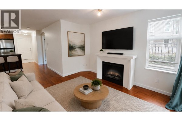 106 4788 Brentwood Drive, Burnaby, BC V5C0C5 Photo 5