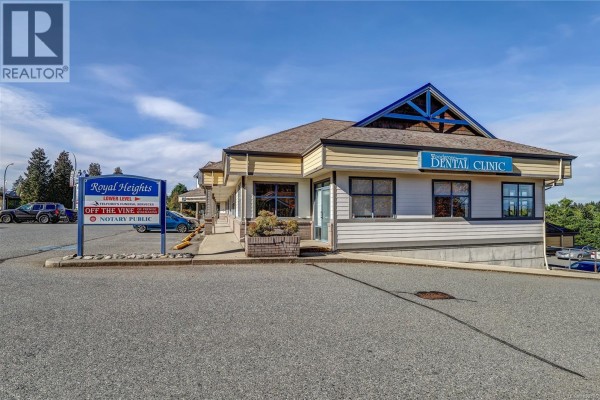 106 5070 Uplands Dr, Nanaimo, BC, photo 3