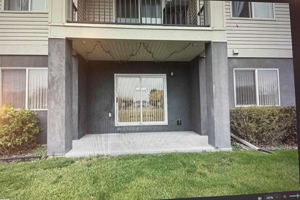 Primary Bedroom - #106 592 Hooke Rd Nw, Edmonton, AB T5A5H2 Photo 3