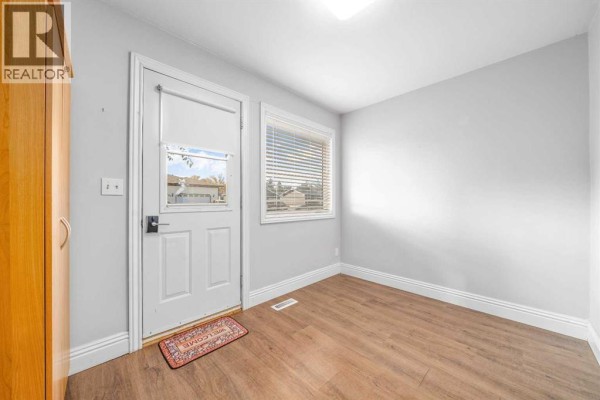 4pc Bathroom - 106 8 Avenue W, Bow Island, AB T0K0G0 Photo 5